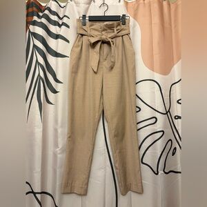 🦋2 For $50🦋 H&M Beige Paperbag Waist Pants